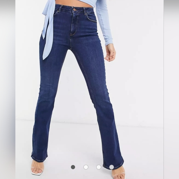 New Look- flared jeans in blue - Picture 7 of 8